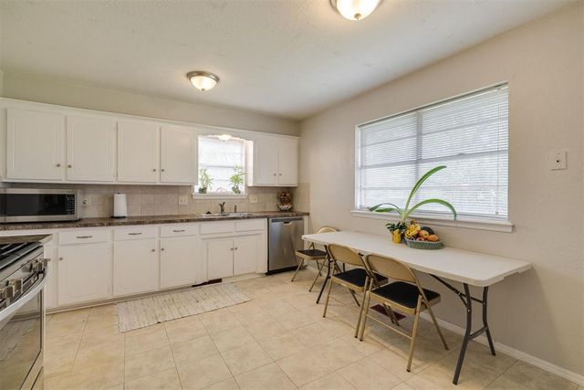 304 Lotus Avenue, Midwest City, OK 73130