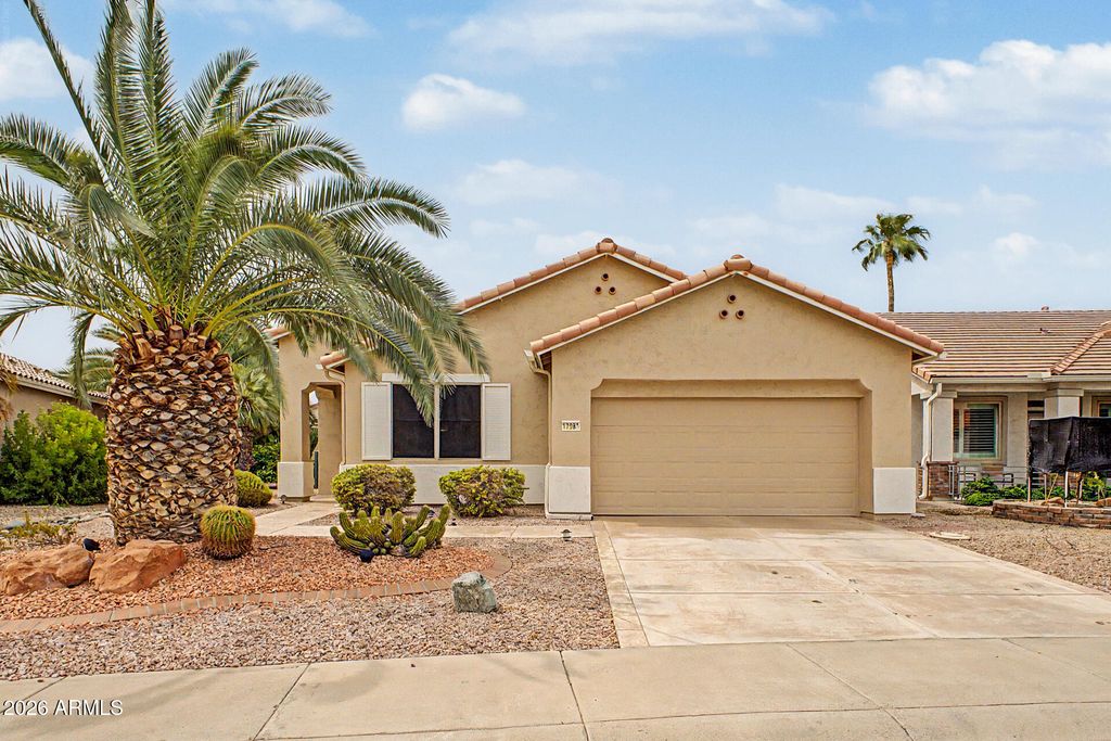 17983 W DENEEN Way, Surprise, AZ 85374 — photo 2