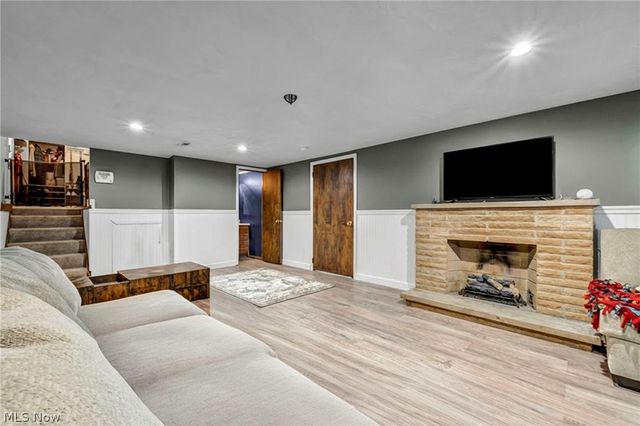 7647 Mccreary Road, Independence, OH 44131