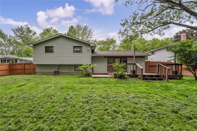 7647 Mccreary Road, Seven Hills, OH 44131