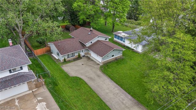 7647 Mccreary Road, Seven Hills, OH 44131