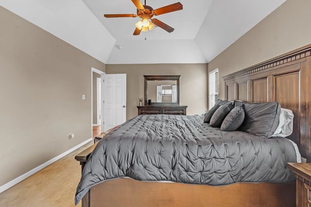 1525 CARLTON RIDGE DR, Cordova, TN 38016