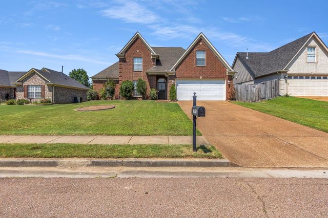1525 CARLTON RIDGE DR, Cordova, TN 38016