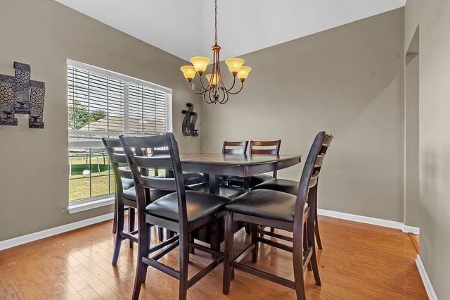 1525 CARLTON RIDGE DR, Cordova, TN 38016