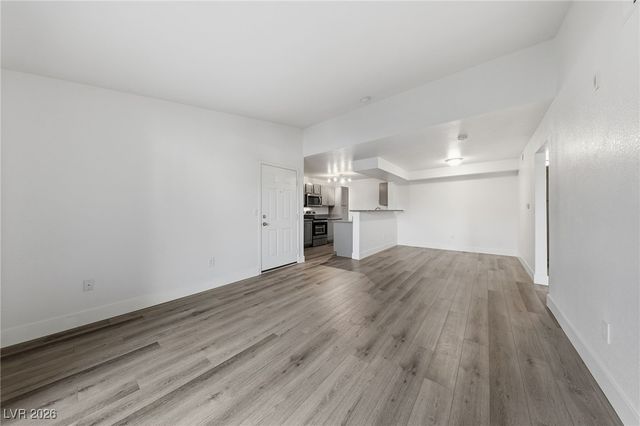 5055 West Hacienda Avenue 2016, Las Vegas, NV 89118