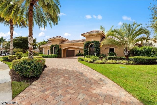 6081 Tamworth CT, Naples, FL 34119
