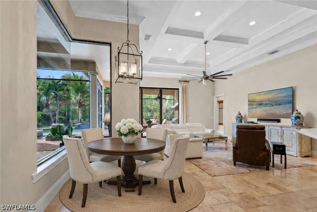 6081 Tamworth CT, Naples, FL 34119