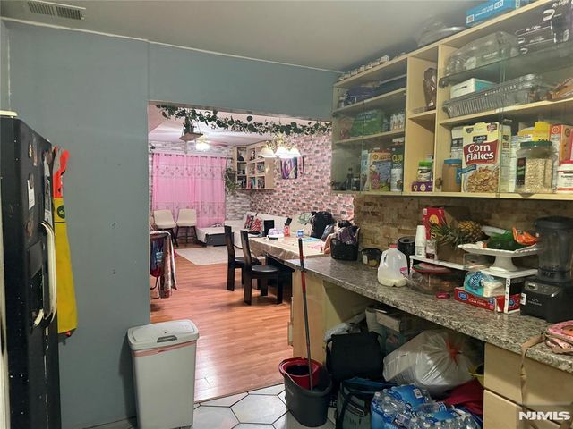 39.5 Sunset Avenue, Newark, NJ 07106