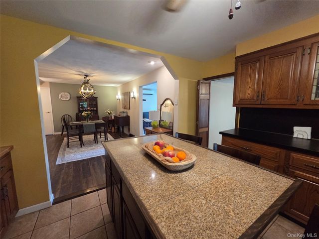 33 Elmwood Avenue, Selden, NY 11784