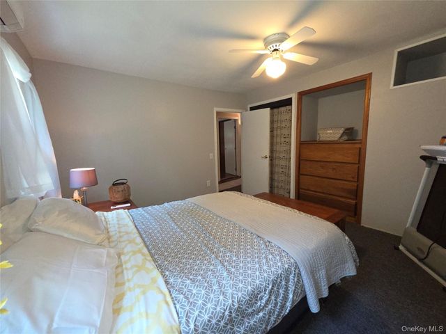 33 Elmwood Avenue, Selden, NY 11784