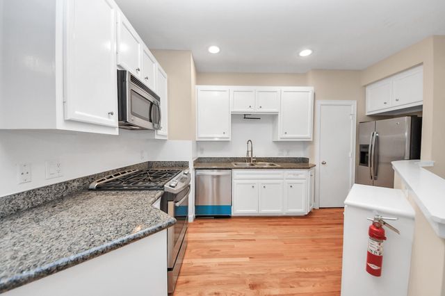 3703 Main Plaza Drive, Houston, TX 77025