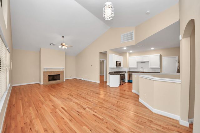 3703 Main Plaza Drive, Houston, TX 77025