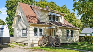 915 E Chippewa Street, Pleasant, MI 48858