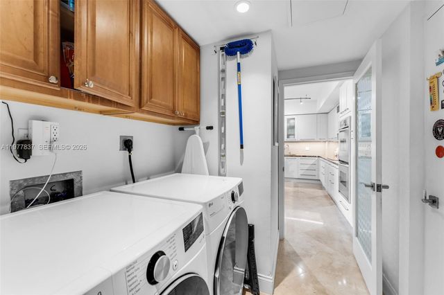 333 Las Olas Way 2505, Fort Lauderdale, FL 33301