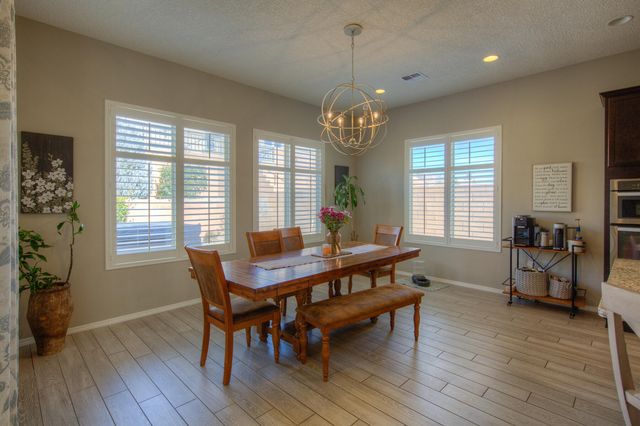 4014 Plaza Colina Lane NE, Rio Rancho, NM 87124