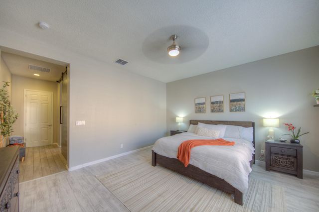 4014 Plaza Colina Lane NE, Rio Rancho, NM 87124