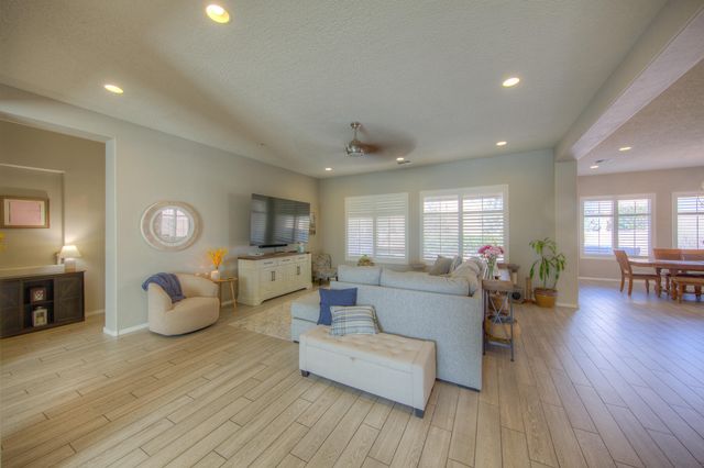 4014 Plaza Colina Lane NE, Rio Rancho, NM 87124