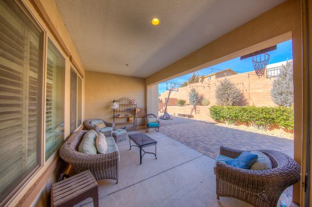 4014 Plaza Colina Lane NE, Rio Rancho, NM 87124