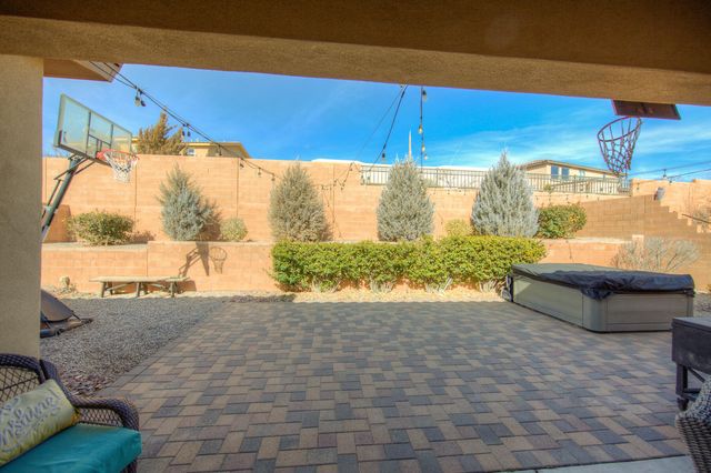 4014 Plaza Colina Lane NE, Rio Rancho, NM 87124