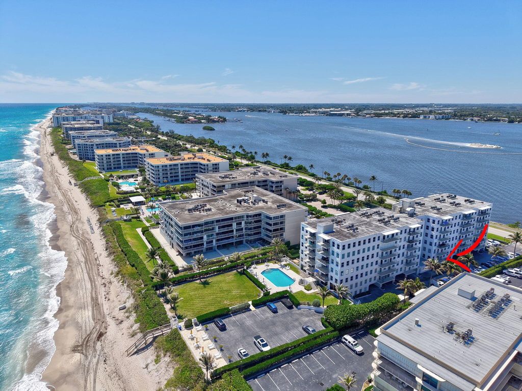 Image 41 of property listing at 3230 S Ocean Boulevard C105, Palm Beach, FL 33480