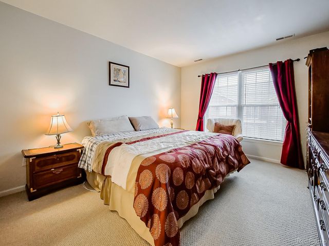 25556 Saint James, Southfield, MI 48075