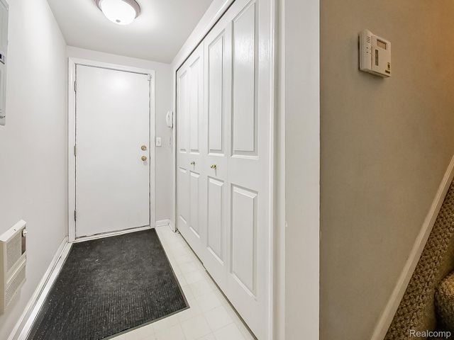 25556 Saint James, Southfield, MI 48075