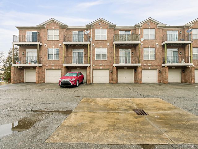 25556 Saint James, Southfield, MI 48075