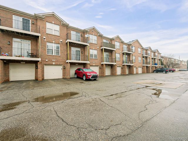 25556 Saint James, Southfield, MI 48075