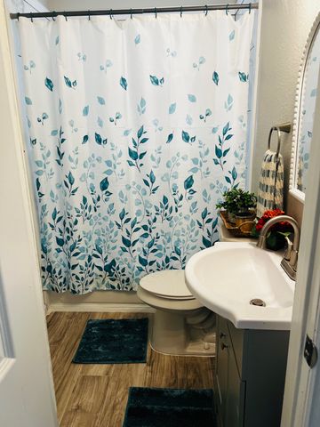 1026 SW 3rd Street, Grand Prairie, TX 75051