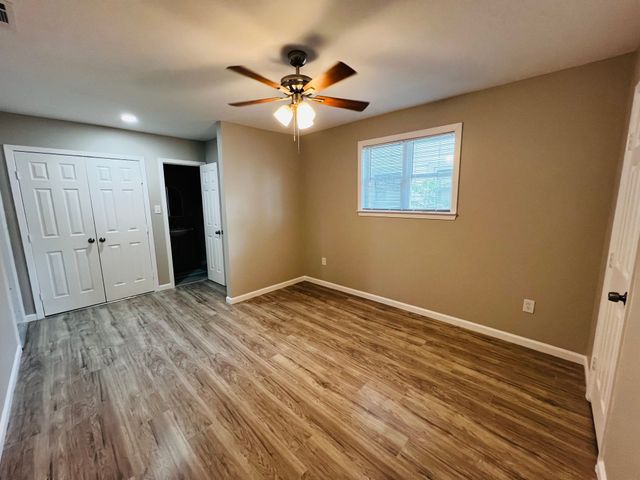 1026 SW 3rd Street, Grand Prairie, TX 75051