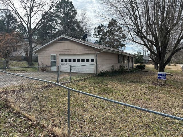 101 Buffalo Street, Jasper, AR 72641