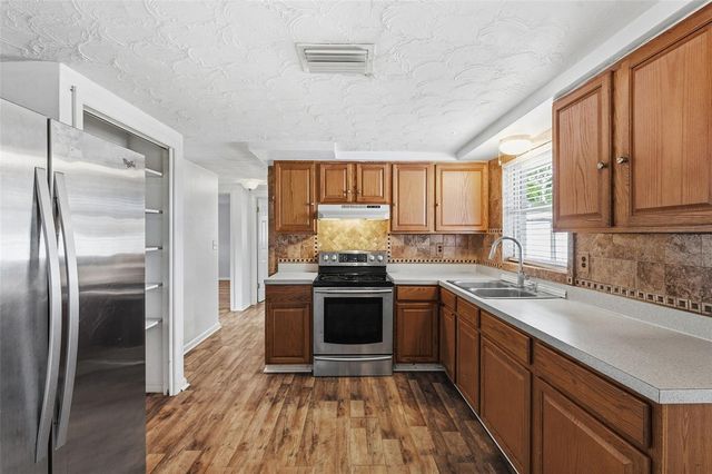 5753 1ST AVENUE, New Port Richey, FL 34652
