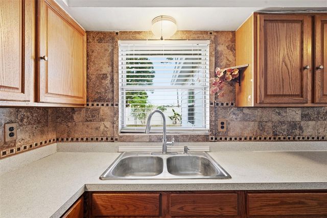 5753 1ST AVENUE, New Port Richey, FL 34652