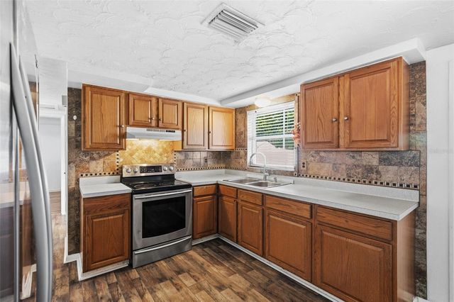 5753 1ST AVENUE, New Port Richey, FL 34652