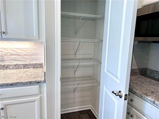 4620 Briar Hill Drive, Ravenna, OH 44266