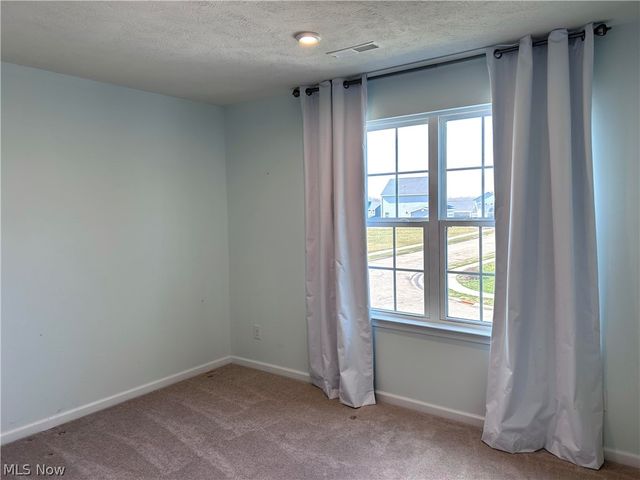 4620 Briar Hill Drive, Ravenna, OH 44266