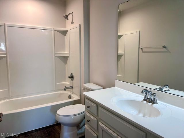 4620 Briar Hill Drive, Ravenna, OH 44266