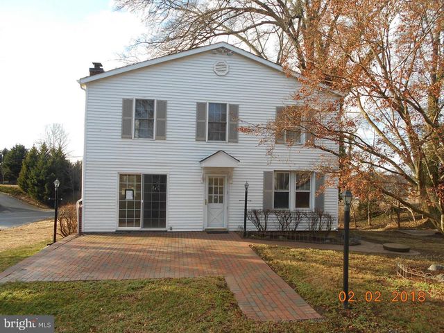 801 NORTHSIDE DR, Fredericksburg, VA 22405