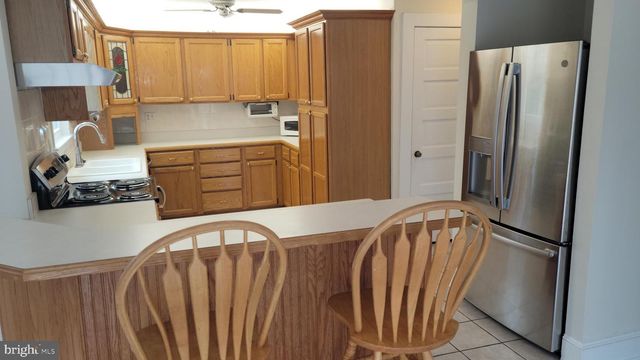 801 NORTHSIDE DR, Fredericksburg, VA 22405