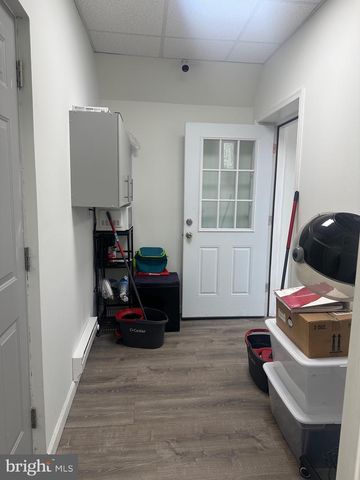 1901 N HOWARD ST #B, Philadelphia, PA 19122