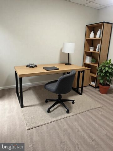 1901 N HOWARD ST #B, Philadelphia, PA 19122