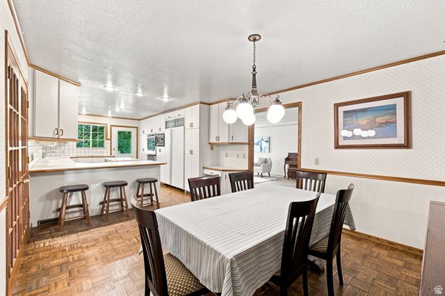 2830 E VALLEY VIEW AVE, Holladay, UT 84117
