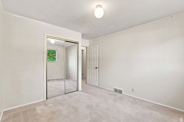 2830 E VALLEY VIEW AVE, Holladay, UT 84117