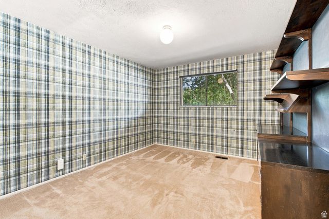 2830 E VALLEY VIEW AVE, Holladay, UT 84117