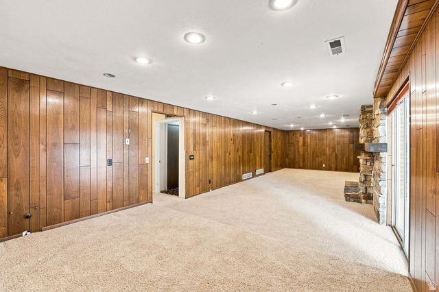 2830 E VALLEY VIEW AVE, Holladay, UT 84117