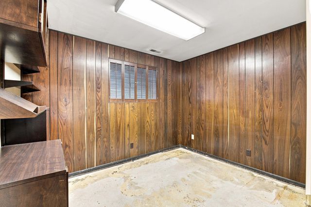 2830 E VALLEY VIEW AVE, Holladay, UT 84117