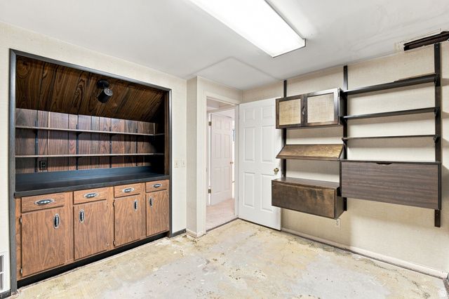 2830 E VALLEY VIEW AVE, Holladay, UT 84117