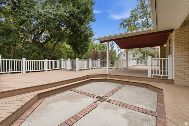 2830 E VALLEY VIEW AVE, Holladay, UT 84117
