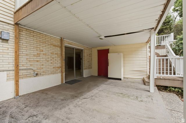 2830 E VALLEY VIEW AVE, Holladay, UT 84117