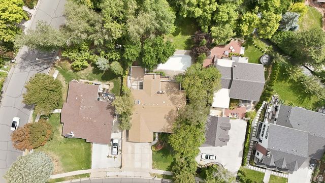 2830 E VALLEY VIEW AVE, Holladay, UT 84117